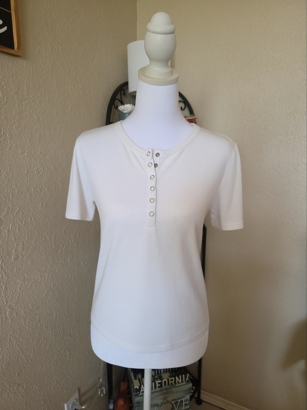 Zara Cream Short-Sleeve Henley Tee